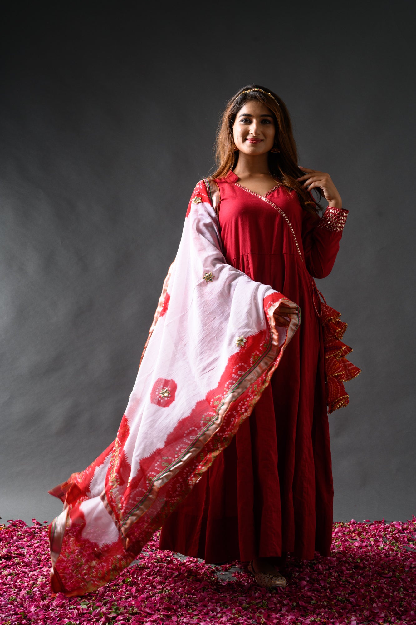 Red Color Banarasi Georgette Bandhani Dupatta – Sankalp The Bandhej Shoppe